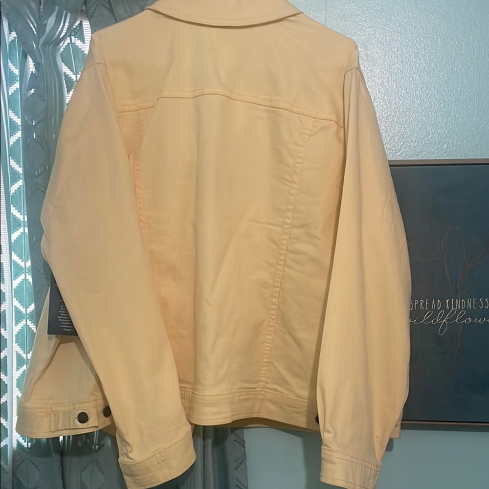 Woman within plus size yellow jacket - Picture 4 of 4